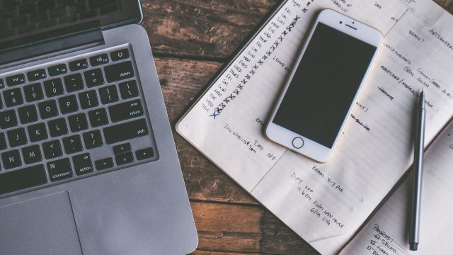 https://www.vigamusacademy.com/beta/wp-content/uploads/2020/07/Corso-di-Redazione-editoriale-24072020-640x360.jpg
